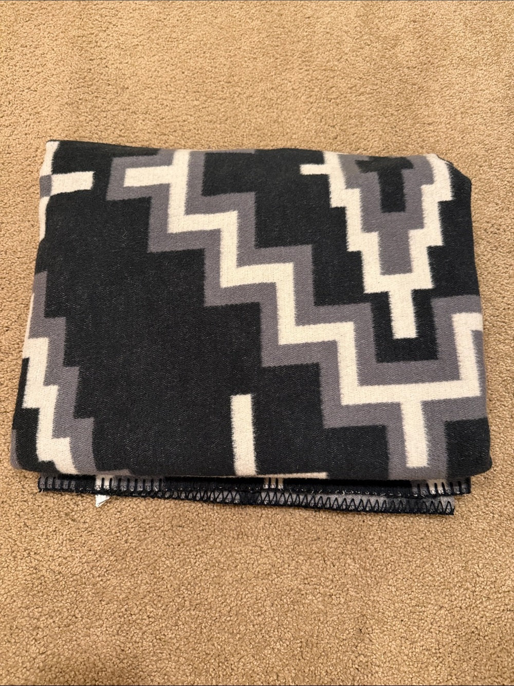 Pendleton Black Gray Cream Geometric  Throw Blanket